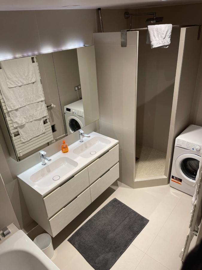 Superbe Appartement Avec Place De Parking Gratuit Страсбург Екстериор снимка