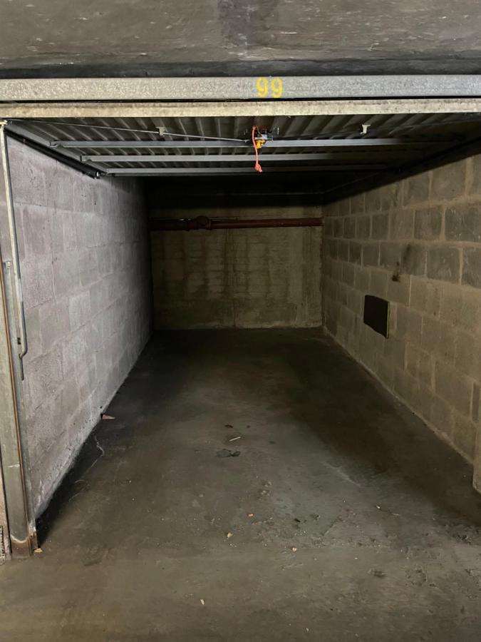 Superbe Appartement Avec Place De Parking Gratuit Страсбург Екстериор снимка